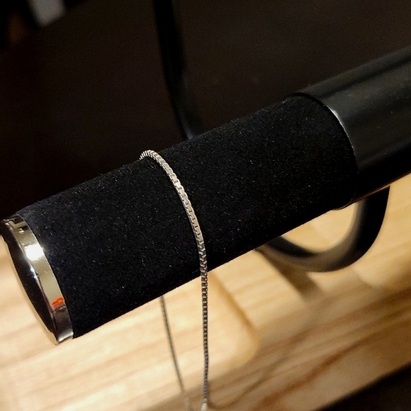 Sterling Box Chain Bracelet 925 Italy 7" 1mm - Picture 2 of 5